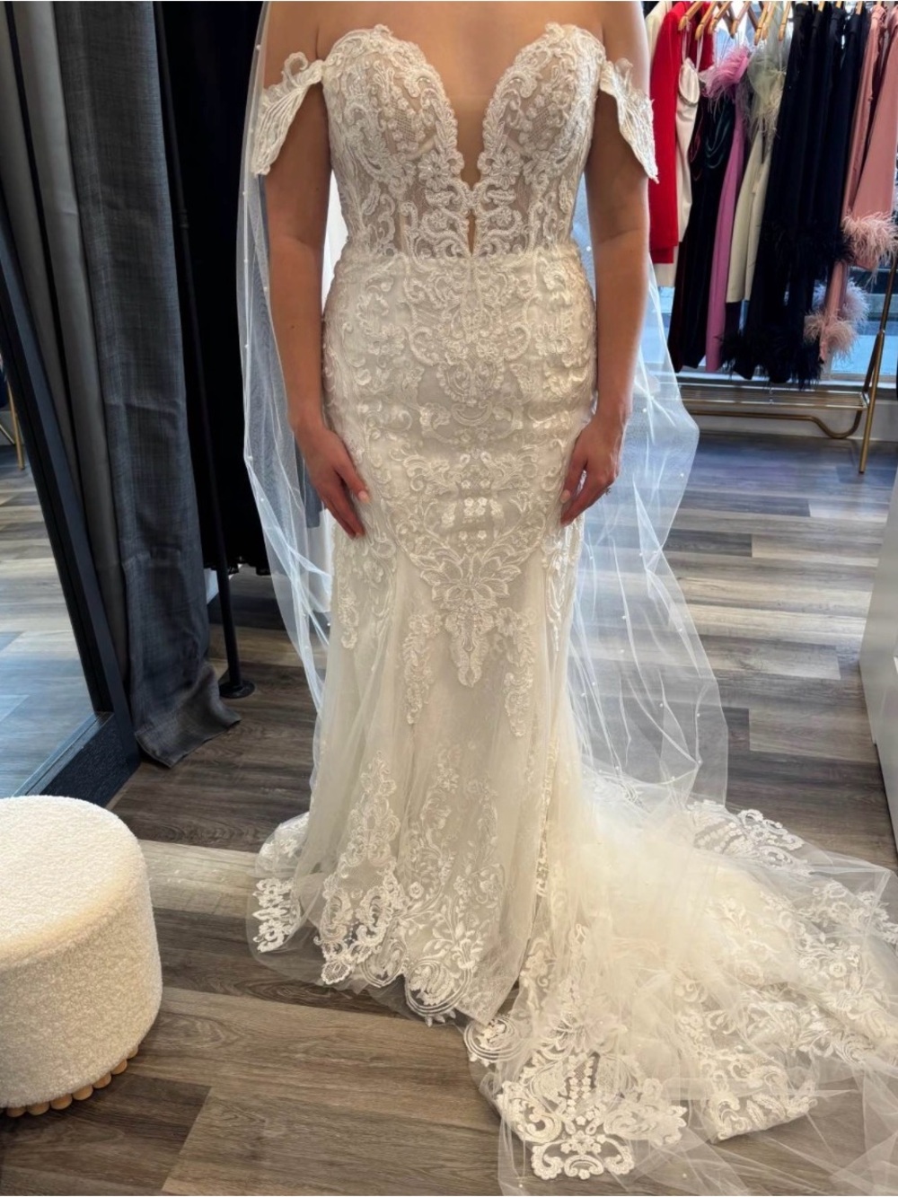 NWT Cizzy Bridal Ivory Lace A-Line Off Shoulder Wedding Dress Sweetheart Neck